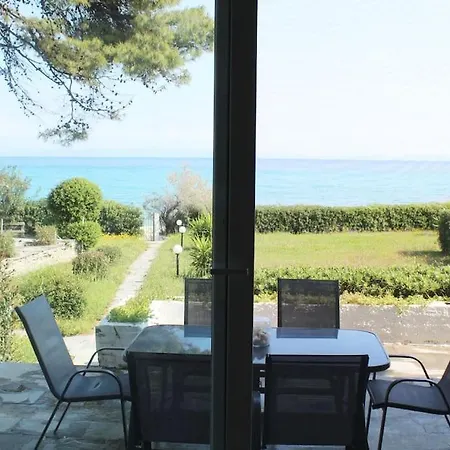 Mare Azul, Seafront 6 Bedrooms, 6 Bathrooms