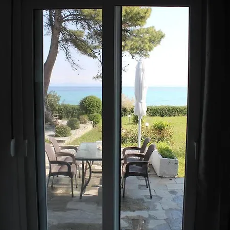 Villa Mare Azul, Seafront 6 Bedrooms, 6 Bathrooms
