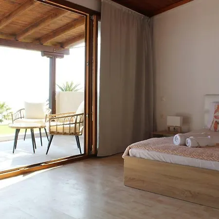 Villa Mare Azul, Seafront 6 Bedrooms, 6 Bathrooms *
